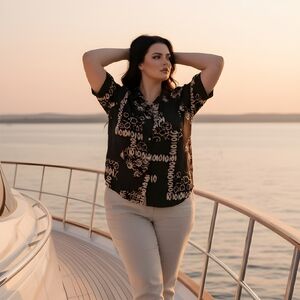 VTG Naomi Hawaiian Shirt Women Sz 3XL Black Tribal Button Up BOHO Safari Y2K